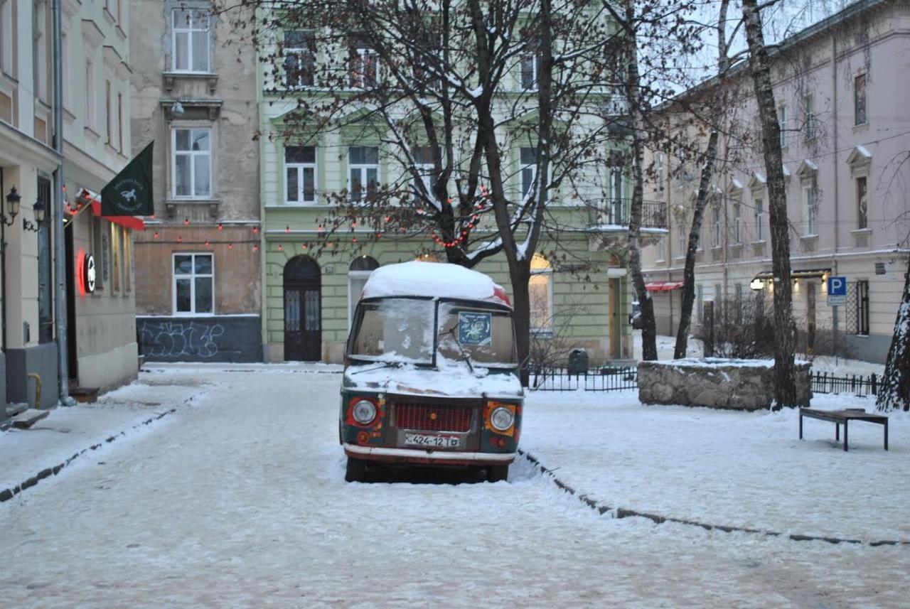 Vip Apartment Ploscha Rynok Lviv Exteriör bild