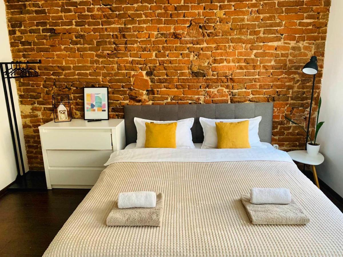 Vip Apartment Ploscha Rynok Lviv Exteriör bild